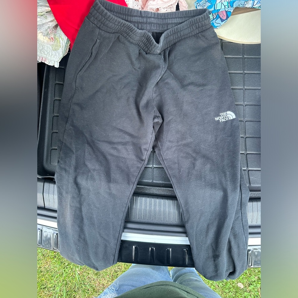 Men’s black north face sweatpants